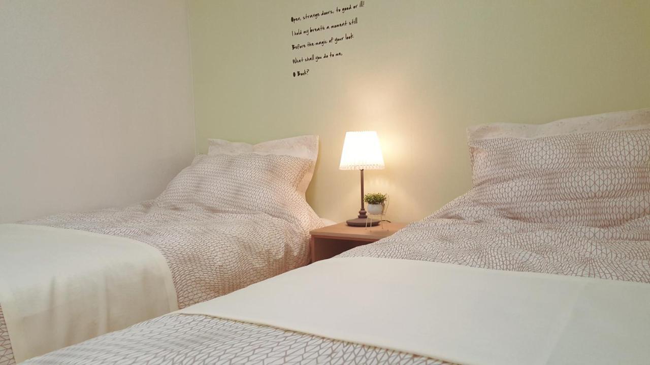 Hongdae Zoe Three Room House Seoul Exterior photo